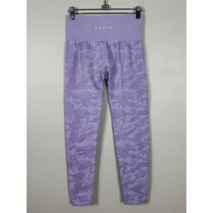 NVGTN Purple Camo Seamless Leggings High Waisted Women's M Athletic Fitness Wear